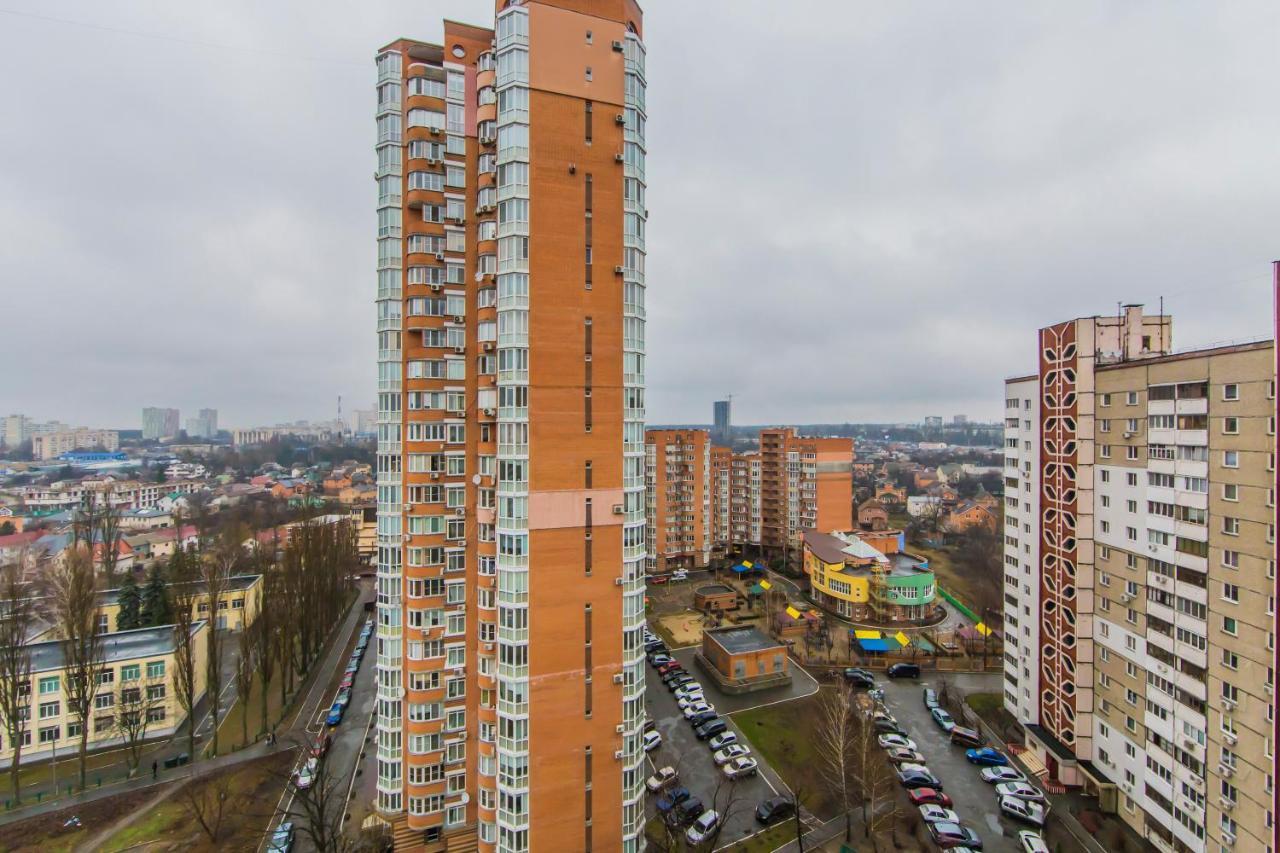 Уютная, Просторная Видовая Трехкомнатная Квартира Возле Метро Академгородок На 6 Мест Kiew Exterior foto